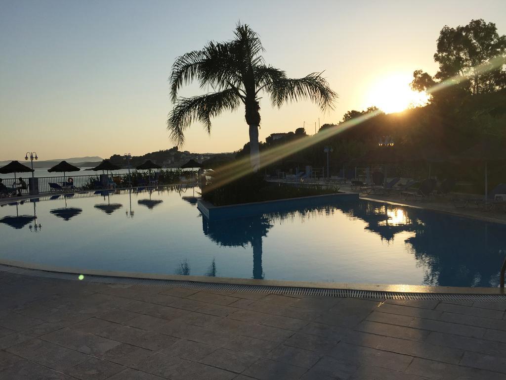 Hotel Golden Sun フィニクーダ エクステリア 写真